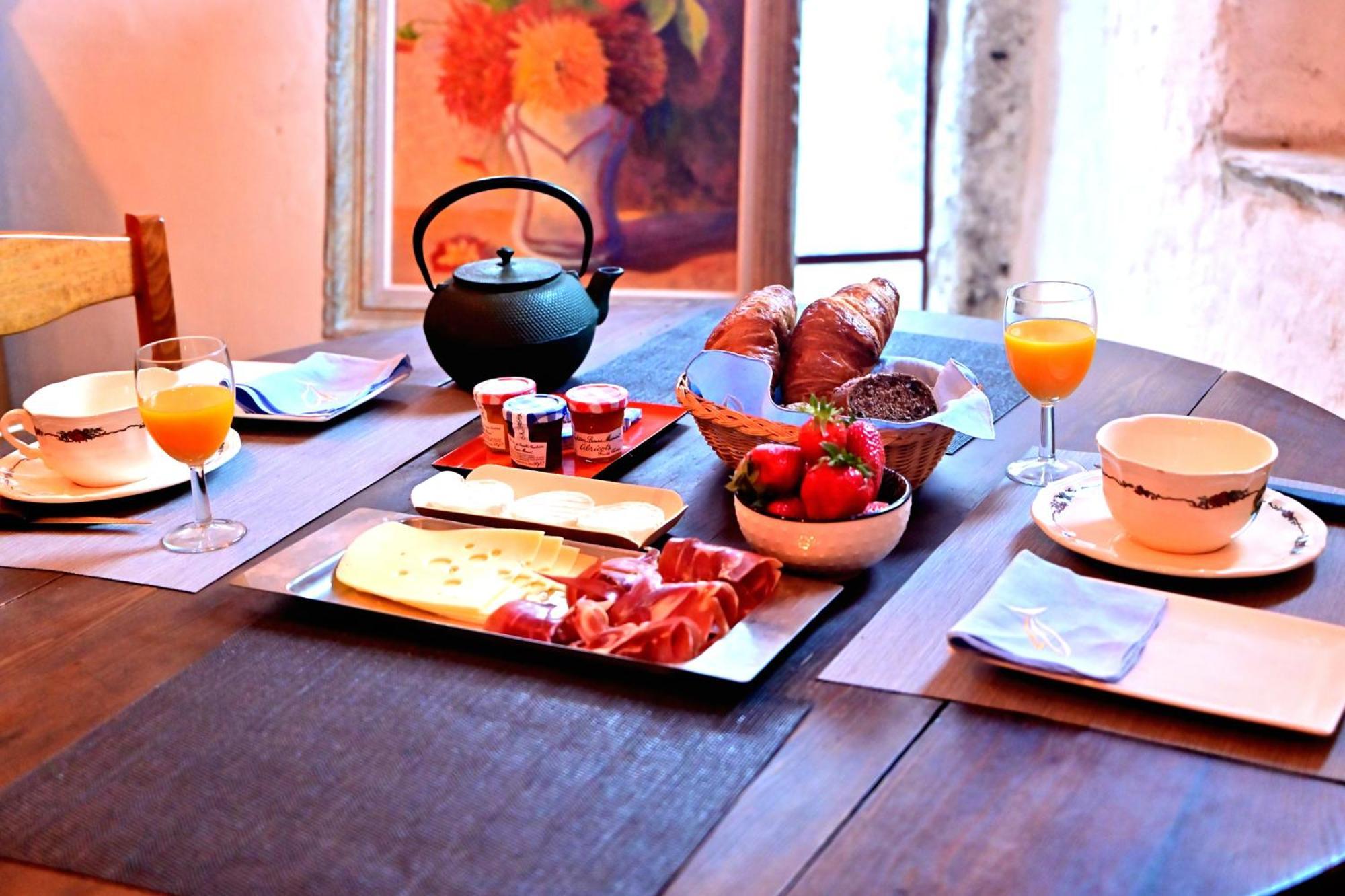 Mas D'Aval Bed and Breakfast Le Vigan  Buitenkant foto
